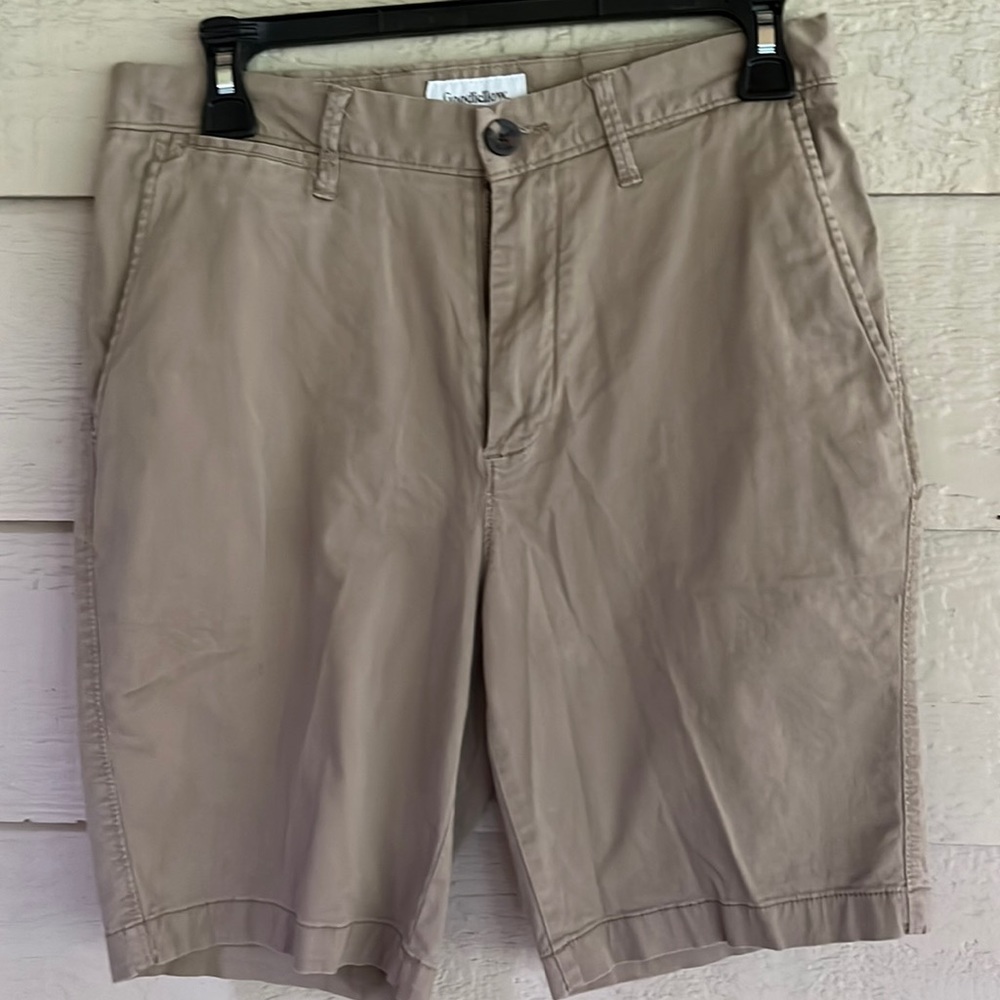 28W Linden short 9”inseam / tan color